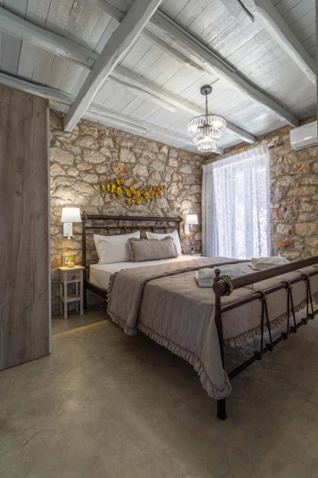 Vivari Stone House Екстериор снимка