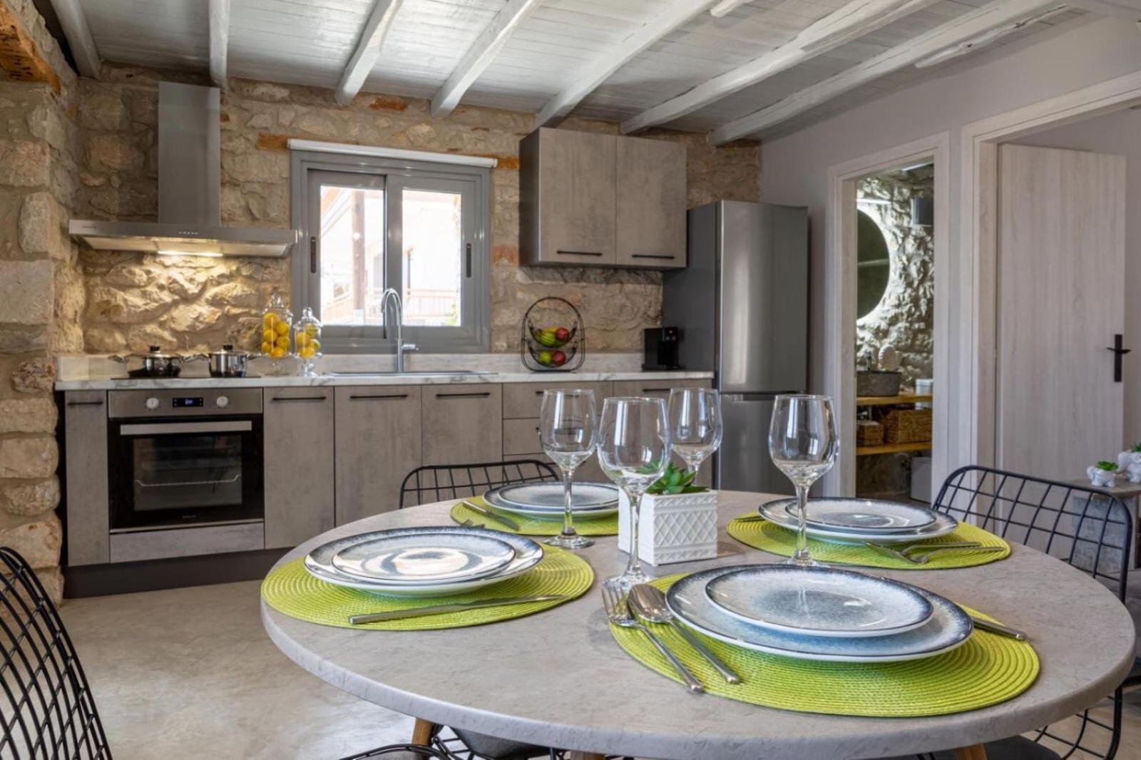 Vivari Stone House Екстериор снимка