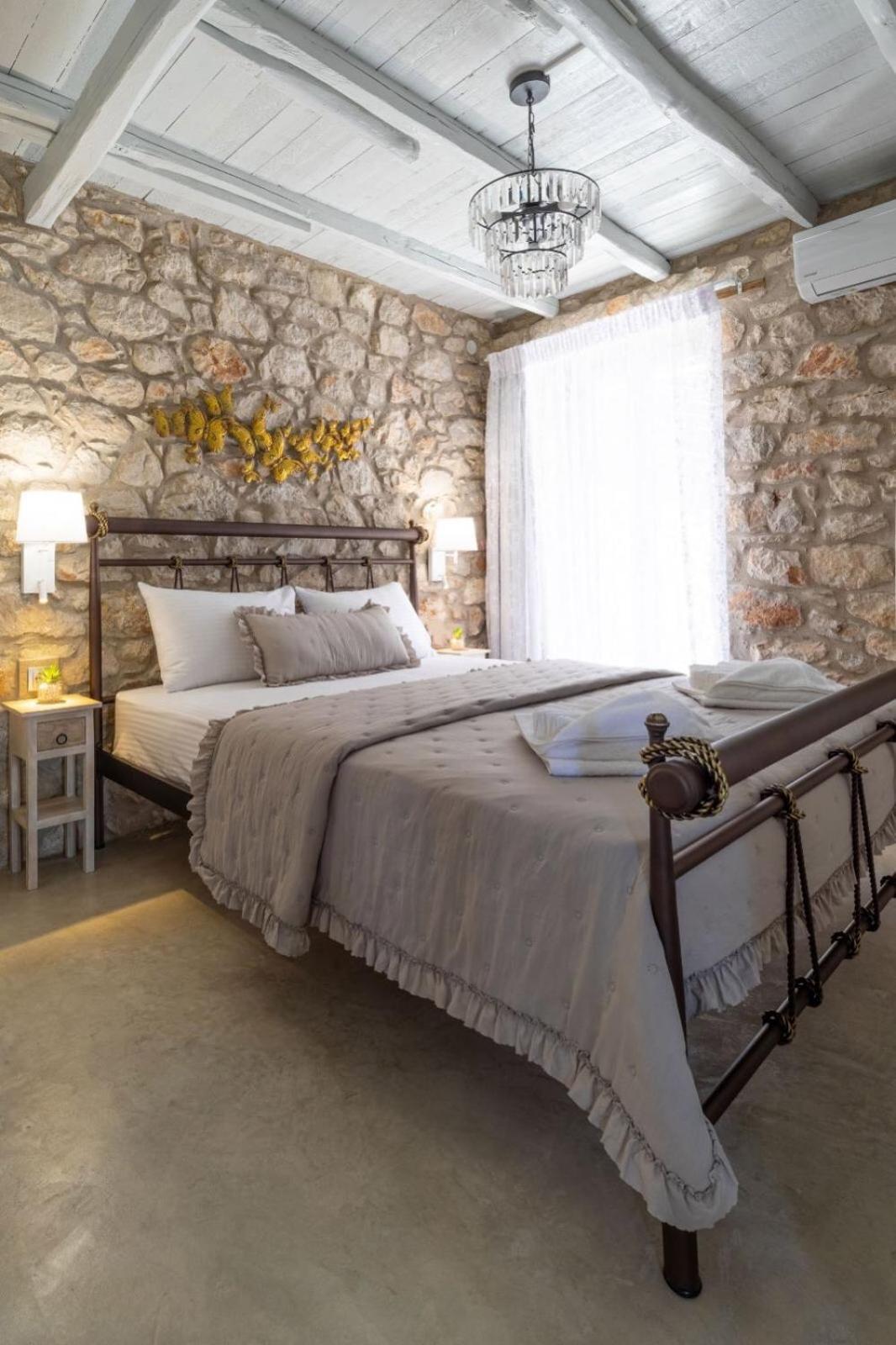 Vivari Stone House Екстериор снимка